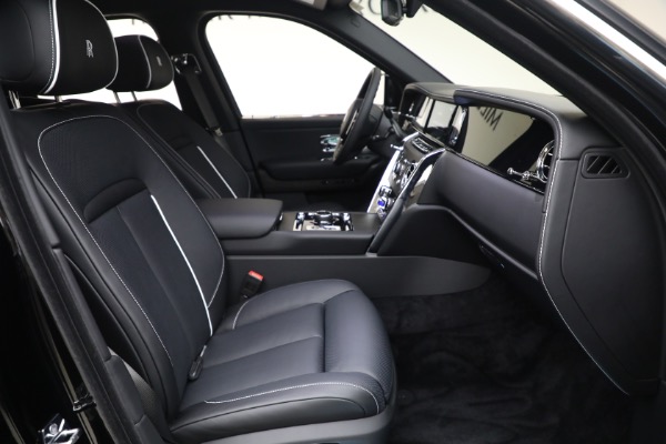New 2026 Rolls-Royce Cullinan for sale $493,350 at Bentley Greenwich in Greenwich CT 06830 20