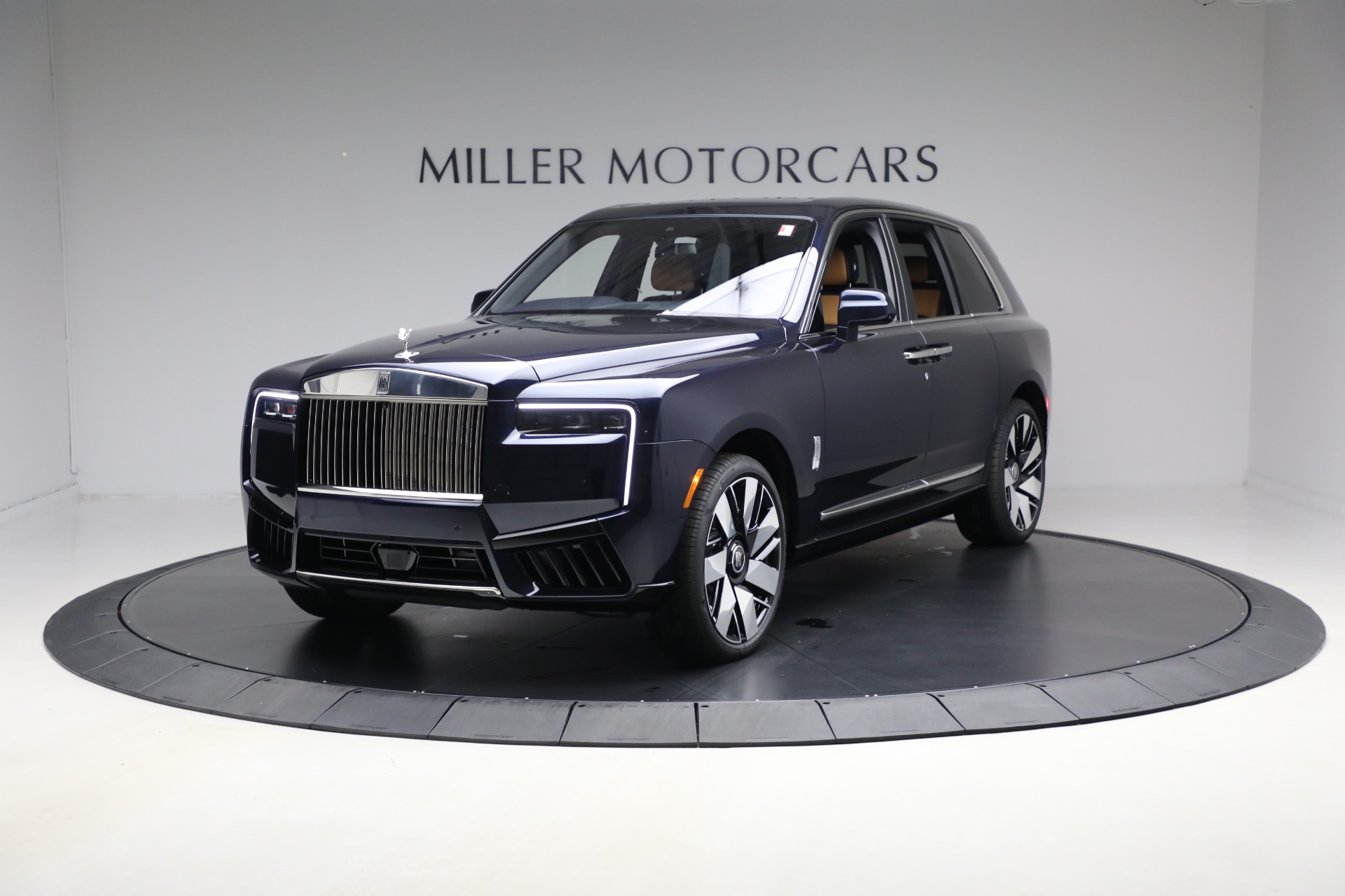 New 2026 Rolls-Royce Cullinan for sale $494,350 at Bentley Greenwich in Greenwich CT 06830 1