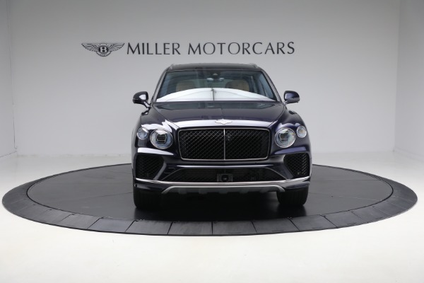 Used 2024 Bentley Bentayga EWB V8 for sale $204,900 at Bentley Greenwich in Greenwich CT 06830 11