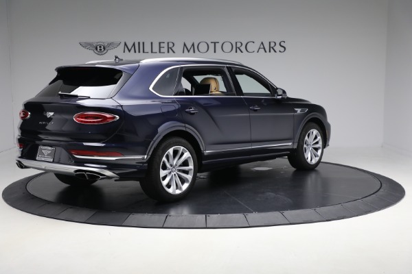 Used 2024 Bentley Bentayga EWB V8 for sale $204,900 at Bentley Greenwich in Greenwich CT 06830 7