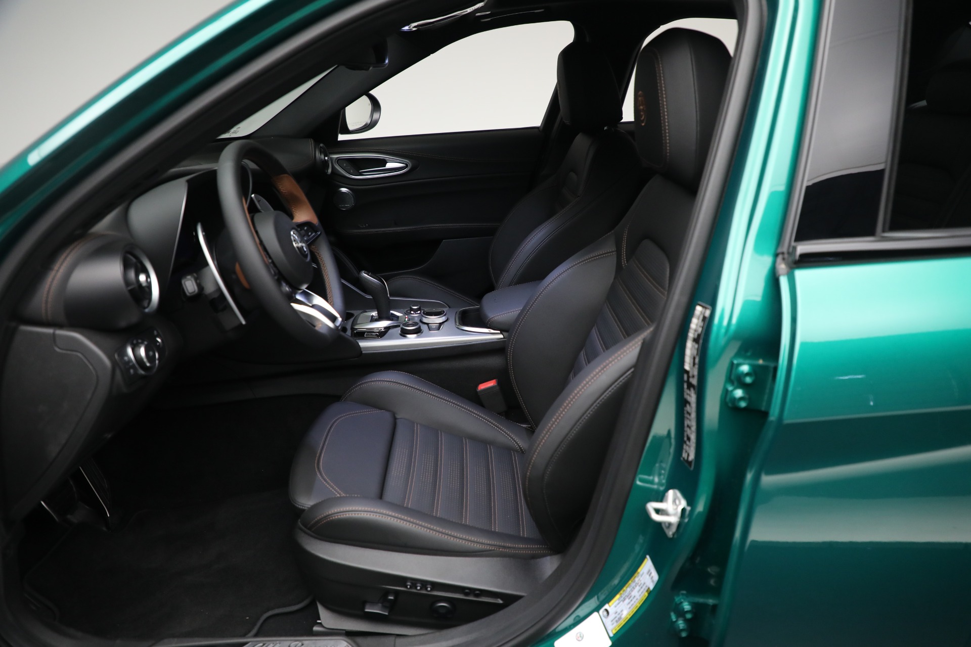New 2025 Alfa Romeo Giulia Intensa For Sale (Special Pricing