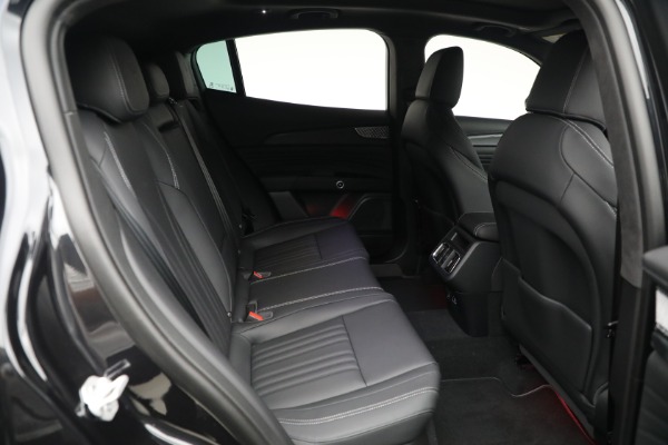 New 2025 Maserati Grecale for sale $77,058 at Bentley Greenwich in Greenwich CT 06830 18