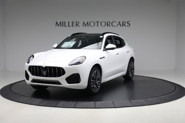 New 2025 Maserati Grecale for sale $69,315 at Bentley Greenwich in Greenwich CT 06830 2