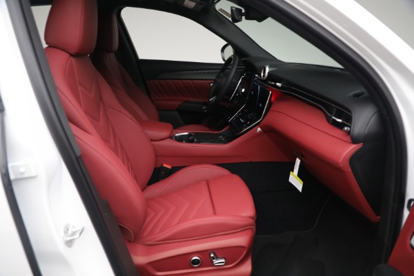 New 2025 Maserati Grecale for sale $82,286 at Bentley Greenwich in Greenwich CT 06830 16