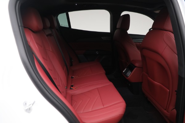 New 2025 Maserati Grecale for sale $82,286 at Bentley Greenwich in Greenwich CT 06830 18