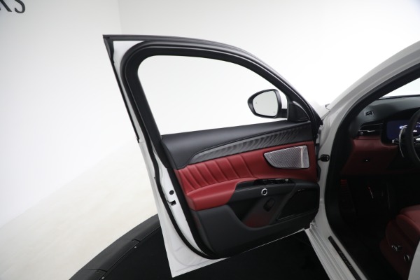 New 2025 Maserati Grecale for sale $82,286 at Bentley Greenwich in Greenwich CT 06830 23