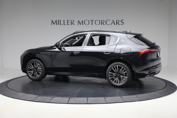 New 2025 Maserati Grecale for sale $71,739 at Bentley Greenwich in Greenwich CT 06830 3