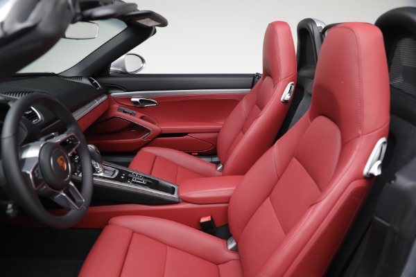 Used 2025 Porsche 718 Boxster for sale $91,900 at Bentley Greenwich in Greenwich CT 06830 15