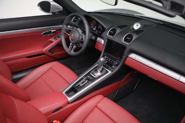 Used 2025 Porsche 718 Boxster for sale $91,900 at Bentley Greenwich in Greenwich CT 06830 20