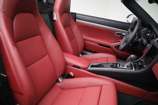 Used 2025 Porsche 718 Boxster for sale $91,900 at Bentley Greenwich in Greenwich CT 06830 22