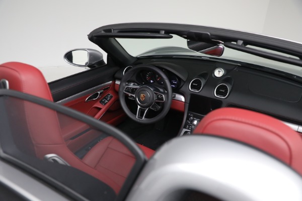 Used 2025 Porsche 718 Boxster for sale $91,900 at Bentley Greenwich in Greenwich CT 06830 23