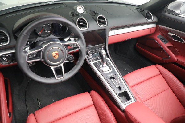 Used 2025 Porsche 718 Boxster for sale $91,900 at Bentley Greenwich in Greenwich CT 06830 25