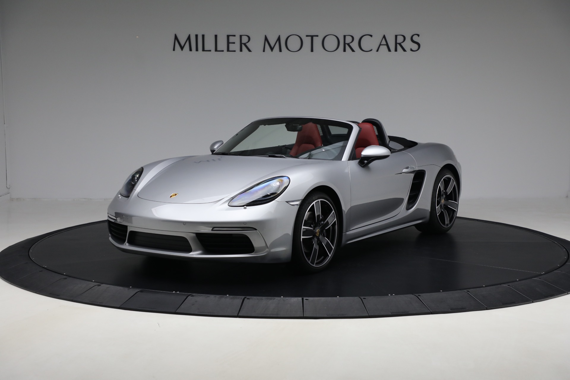 Used 2025 Porsche 718 Boxster for sale $91,900 at Bentley Greenwich in Greenwich CT 06830 1