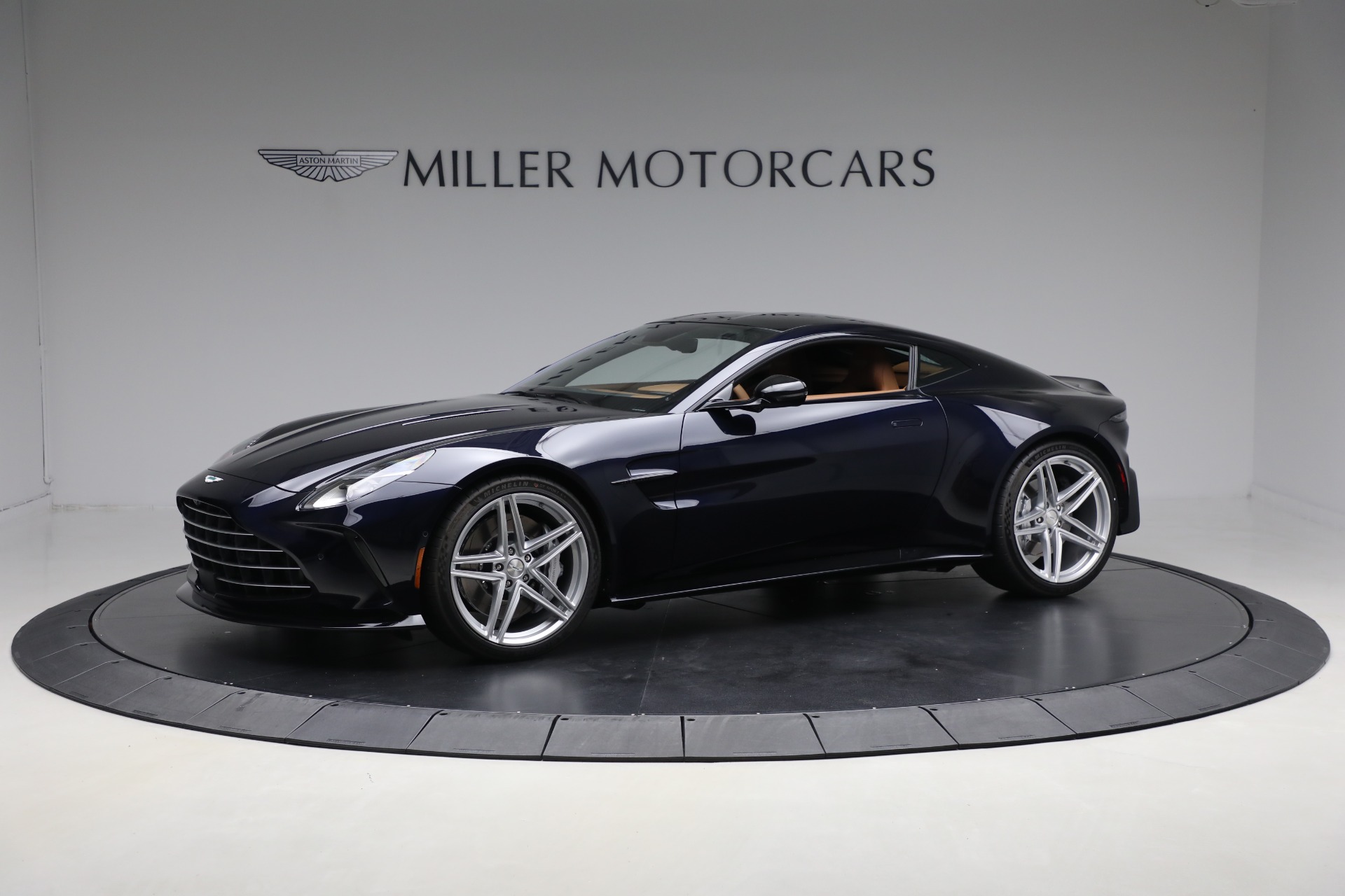 ☆ ASTON MARTIN BENTLEY☆コーヒー New 2026 Aston Martin Vantage For Sale (Special Pricing) | Bentley