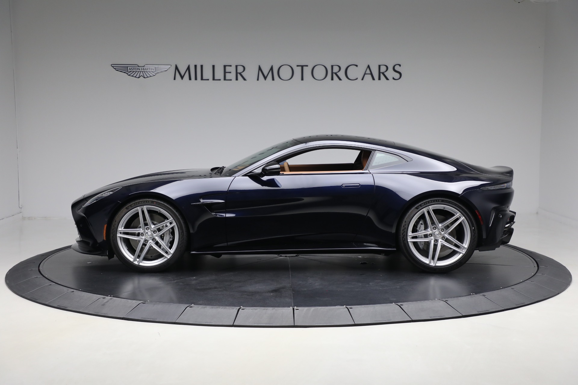 New 2026 Aston Martin Vantage For Sale (Special Pricing) | Bentley