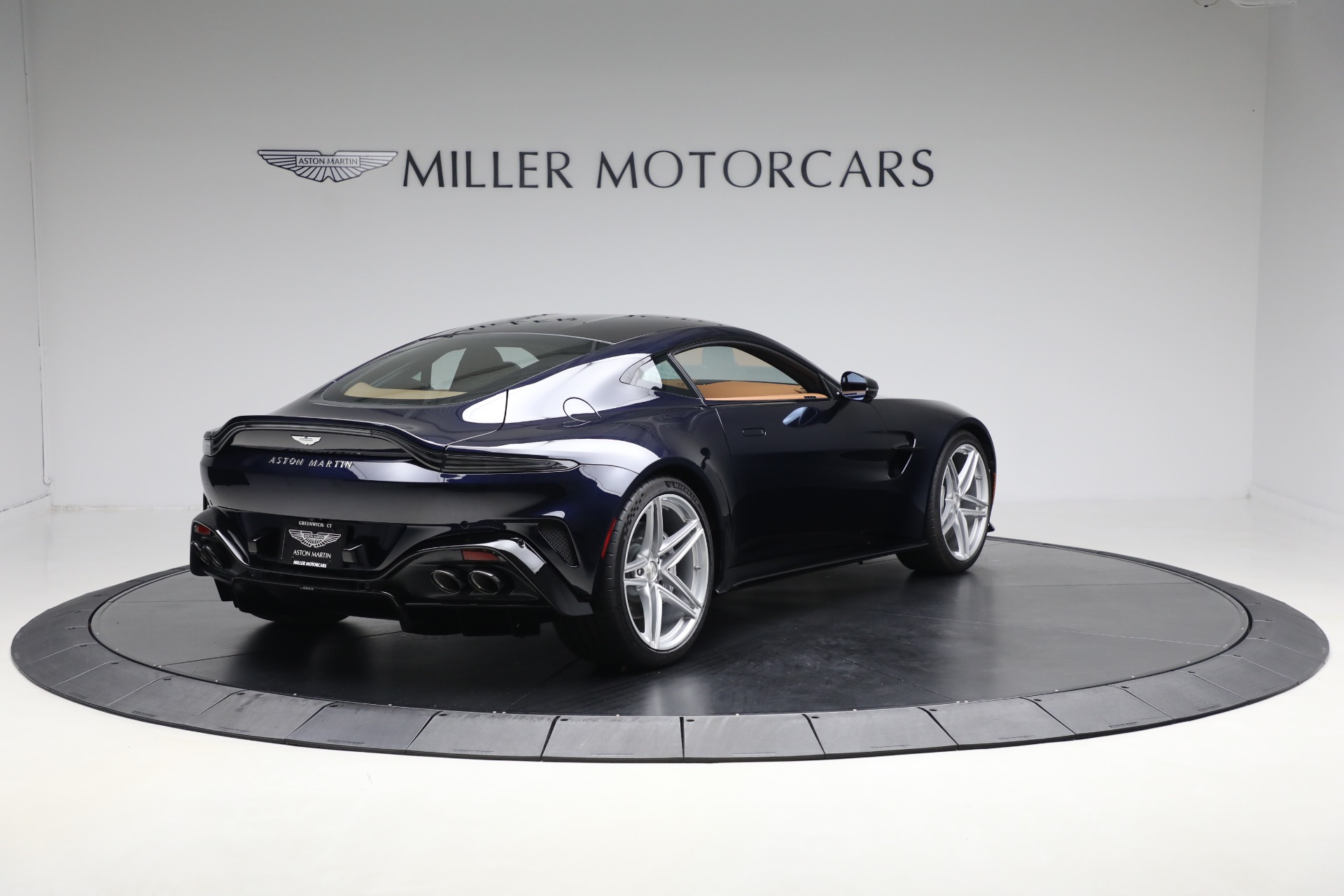 New 2026 Aston Martin Vantage For Sale (Special Pricing) | Bentley