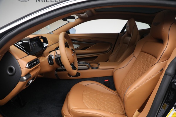 New 2026 Aston Martin Vanquish for sale $498,000 at Bentley Greenwich in Greenwich CT 06830 15