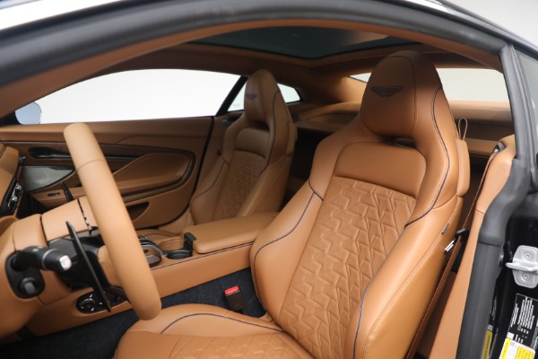 New 2026 Aston Martin Vanquish for sale $498,000 at Bentley Greenwich in Greenwich CT 06830 16