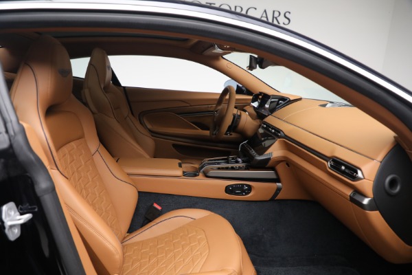 New 2026 Aston Martin Vanquish for sale $498,000 at Bentley Greenwich in Greenwich CT 06830 19