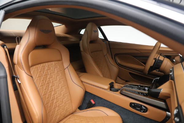 New 2026 Aston Martin Vanquish for sale $498,000 at Bentley Greenwich in Greenwich CT 06830 20