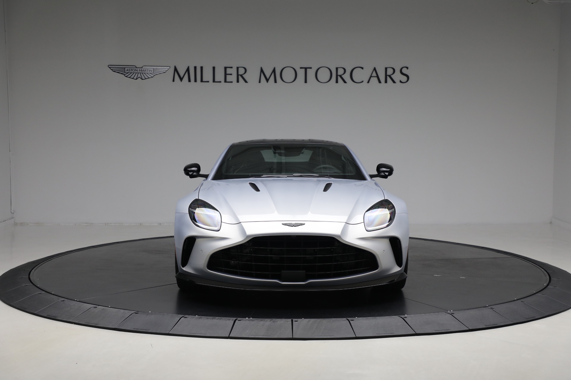 New 2026 Aston Martin Vantage For Sale (Special Pricing) | Bentley