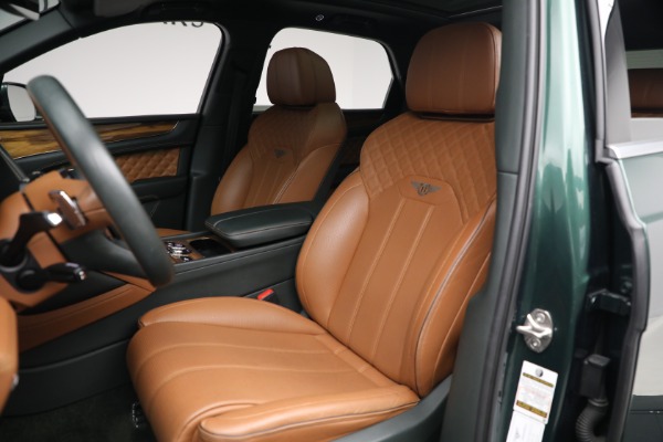 Used 2021 Bentley Bentayga V8 for sale Call for price at Bentley Greenwich in Greenwich CT 06830 21