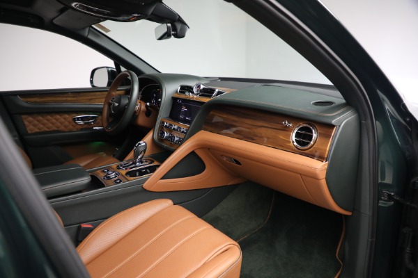 Used 2021 Bentley Bentayga V8 for sale Call for price at Bentley Greenwich in Greenwich CT 06830 27