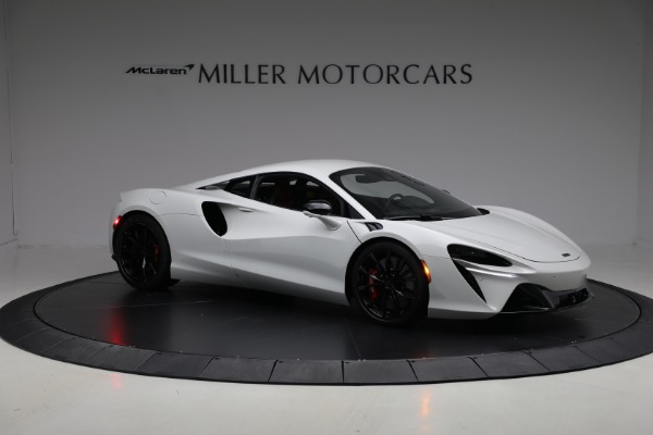 New 2026 McLaren Artura TechLux for sale $304,500 at Bentley Greenwich in Greenwich CT 06830 10