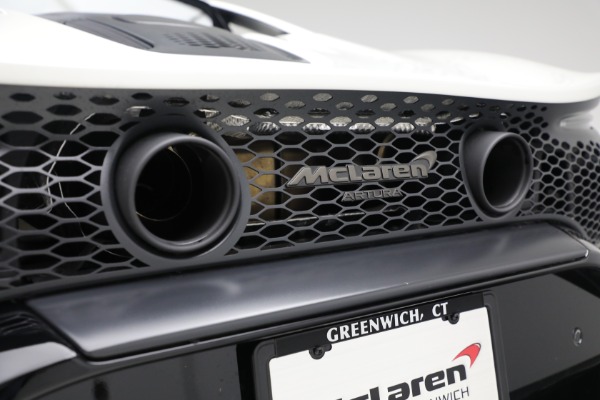New 2026 McLaren Artura TechLux for sale $304,500 at Bentley Greenwich in Greenwich CT 06830 27