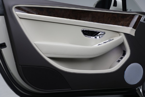 New 2026 Bentley Continental GTC for sale $372,755 at Bentley Greenwich in Greenwich CT 06830 18