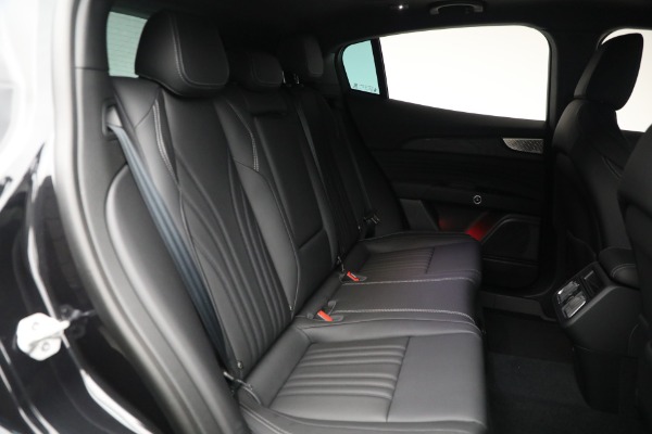 New 2025 Maserati Grecale for sale $71,889 at Bentley Greenwich in Greenwich CT 06830 19