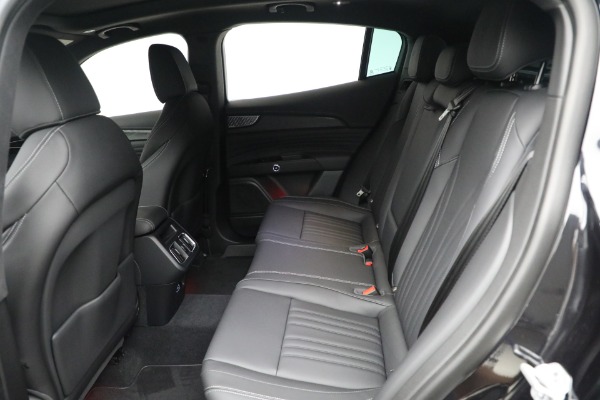 New 2025 Maserati Grecale for sale $71,381 at Bentley Greenwich in Greenwich CT 06830 17