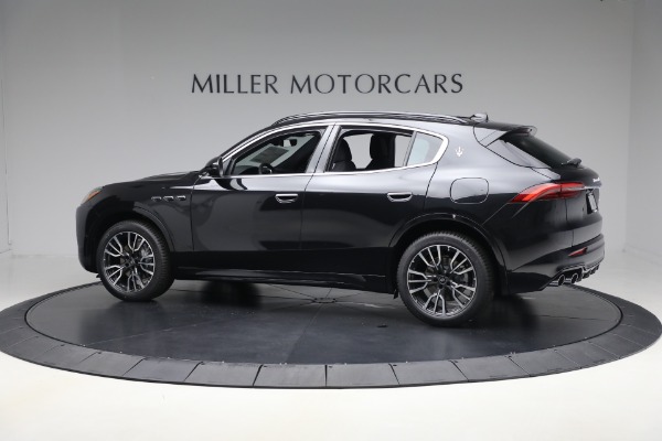 New 2025 Maserati Grecale for sale $71,381 at Bentley Greenwich in Greenwich CT 06830 4