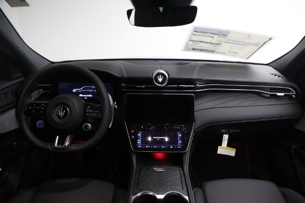 New 2025 Maserati Grecale for sale $72,839 at Bentley Greenwich in Greenwich CT 06830 21