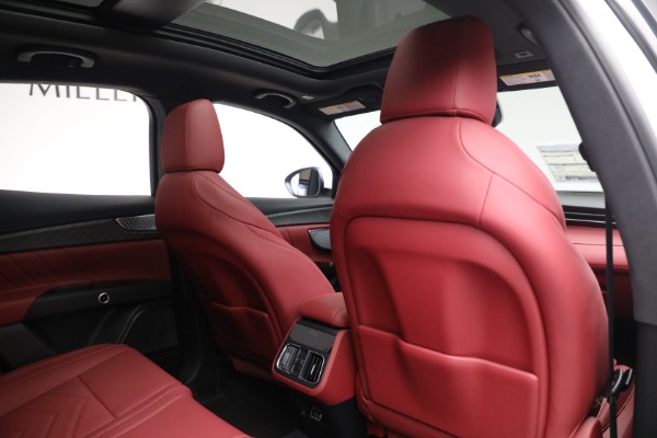 New 2025 Maserati Grecale for sale $82,286 at Bentley Greenwich in Greenwich CT 06830 19