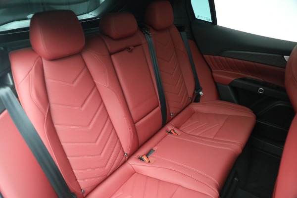 New 2025 Maserati Grecale for sale $82,286 at Bentley Greenwich in Greenwich CT 06830 20