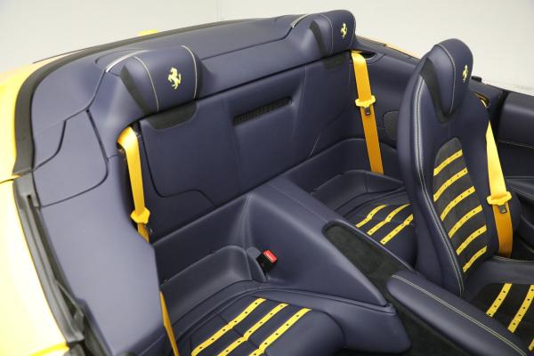 Used 2025 Ferrari Roma Spider for sale $337,900 at Bentley Greenwich in Greenwich CT 06830 21