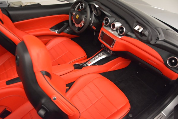 Used 2016 Ferrari California T for sale Sold at Bentley Greenwich in Greenwich CT 06830 24