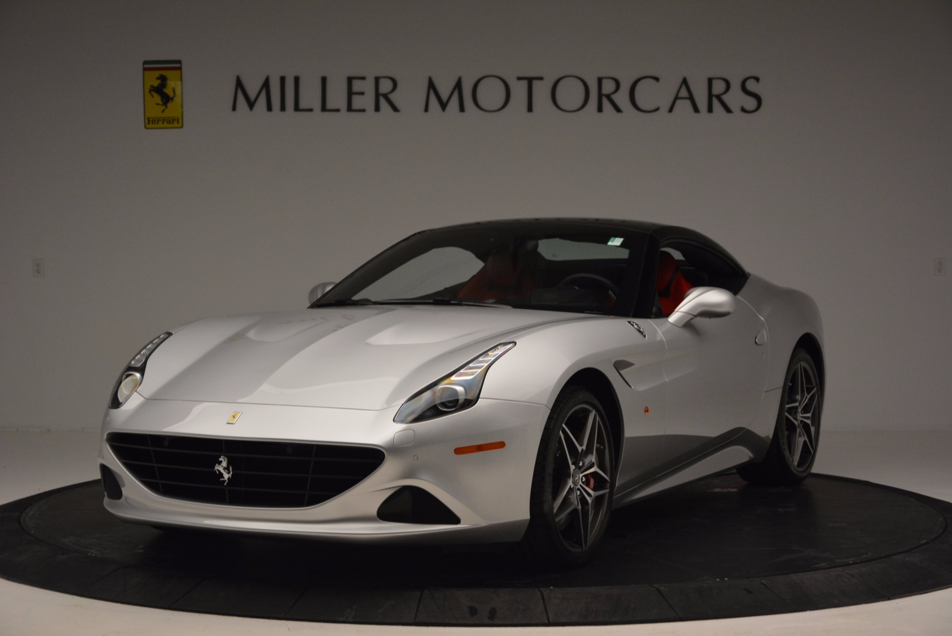 Used 2016 Ferrari California T for sale Sold at Bentley Greenwich in Greenwich CT 06830 1