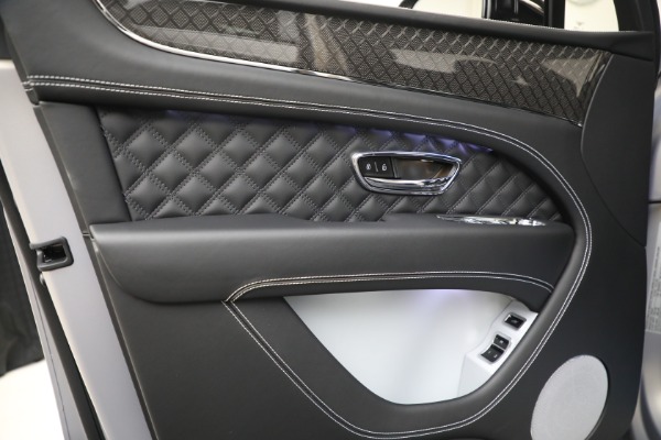 New 2025 Bentley Bentayga S Black Edition for sale $264,900 at Bentley Greenwich in Greenwich CT 06830 14