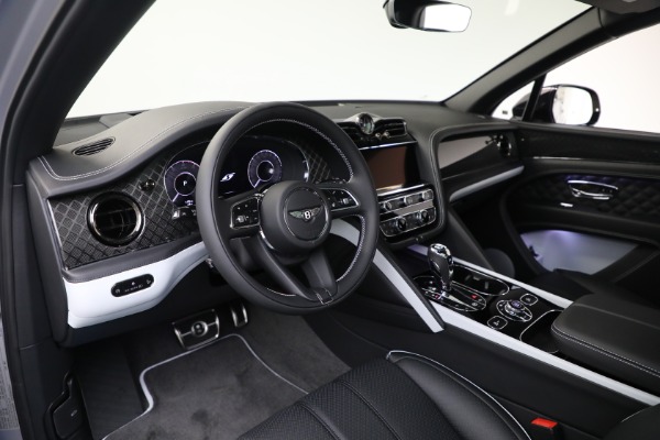 New 2025 Bentley Bentayga S Black Edition for sale $264,900 at Bentley Greenwich in Greenwich CT 06830 15