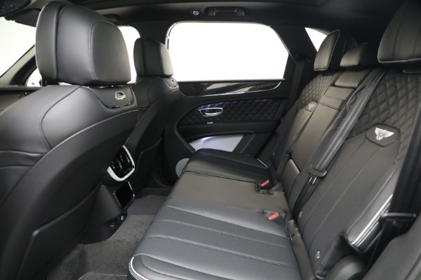 New 2025 Bentley Bentayga S Black Edition for sale $264,900 at Bentley Greenwich in Greenwich CT 06830 19
