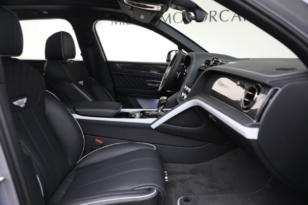 New 2025 Bentley Bentayga S Black Edition for sale $264,900 at Bentley Greenwich in Greenwich CT 06830 23