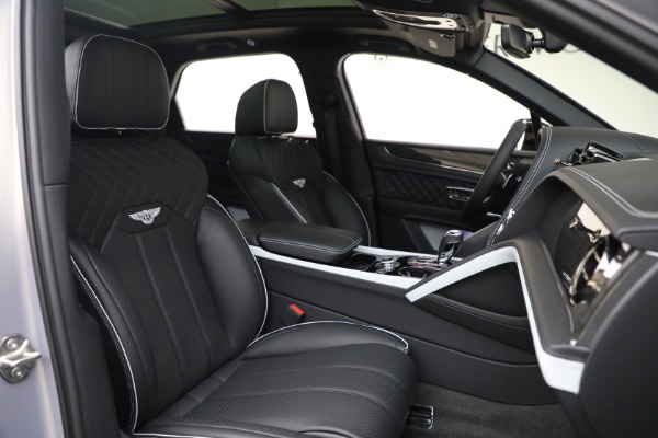 New 2025 Bentley Bentayga S Black Edition for sale $264,900 at Bentley Greenwich in Greenwich CT 06830 25