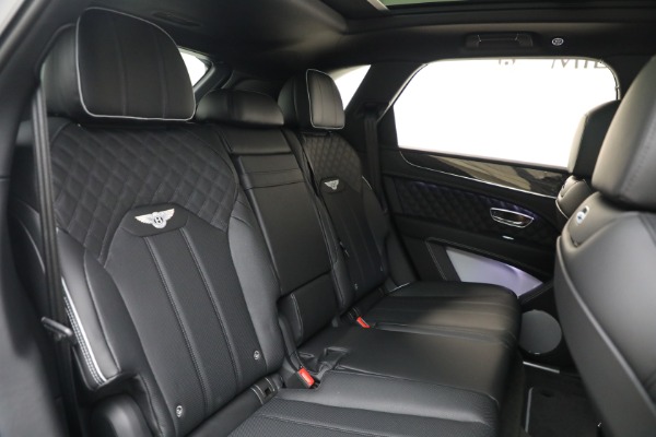 New 2025 Bentley Bentayga S Black Edition for sale $264,900 at Bentley Greenwich in Greenwich CT 06830 28