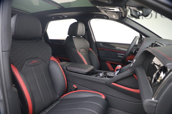New 2026 Bentley Bentayga Speed V8 for sale $401,690 at Bentley Greenwich in Greenwich CT 06830 24