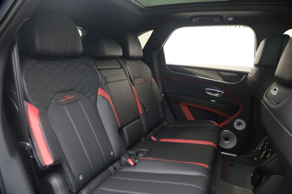 New 2026 Bentley Bentayga Speed V8 for sale $401,690 at Bentley Greenwich in Greenwich CT 06830 27