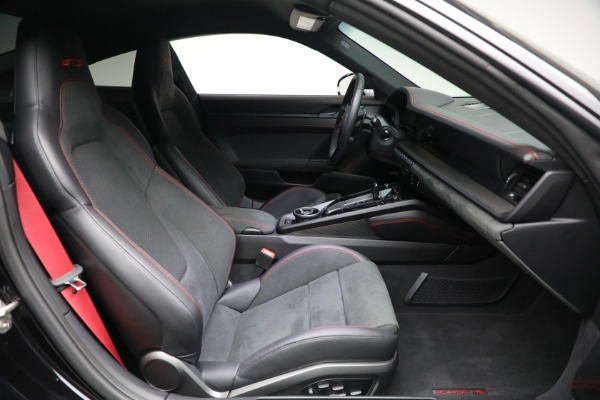 Used 2025 Porsche 911 Carrera GTS for sale $189,900 at Bentley Greenwich in Greenwich CT 06830 16