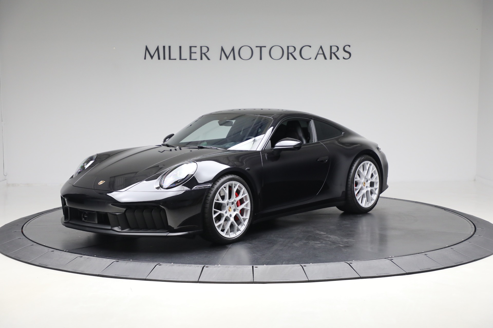 Used 2025 Porsche 911 Carrera GTS for sale $189,900 at Bentley Greenwich in Greenwich CT 06830 1