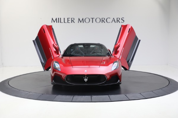 Used 2024 Maserati MC20 Cielo for sale $239,900 at Bentley Greenwich in Greenwich CT 06830 25